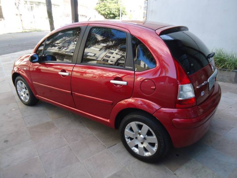 CITROËN - C3 - 2011/2012 - Vermelha - R$ 29.900,00