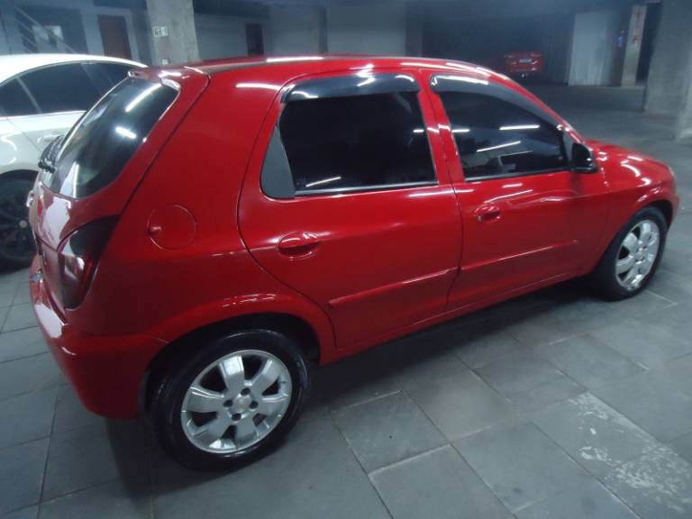 CHEVROLET - CELTA - 2012/2012 - Vermelha - R$ 28.900,00