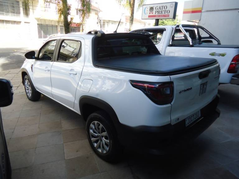 FIAT - STRADA - 2024/2025 - Branca - R$ 112.900,00