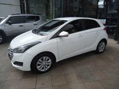 HYUNDAI - HB20 - 2017/2018 - Branca - R$ 52.900,00
