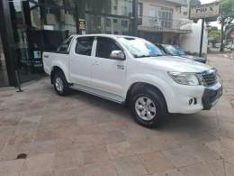 TOYOTA - HILUX - 2014/2015 - Branca - Sob Consulta