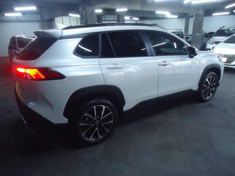 TOYOTA - COROLLA - 2025/2026 - Branca - R$ 188.900,00