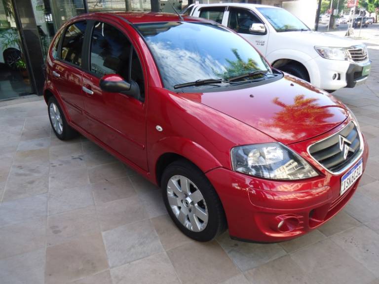CITROËN - C3 - 2011/2012 - Vermelha - R$ 29.900,00