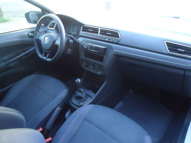 VOLKSWAGEN - SAVEIRO - 2022/2023 - Branca - R$ 69.900,00
