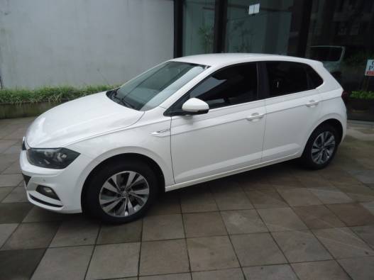 VOLKSWAGEN - POLO - 2018/2019 - Branca - R$ 71.900,00