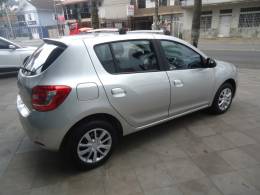 RENAULT - SANDERO - 2015/2015 - Prata - R$ 38.900,00