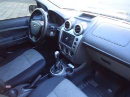 FORD - FIESTA - 2012/2013 - Preta - R$ 34.900,00