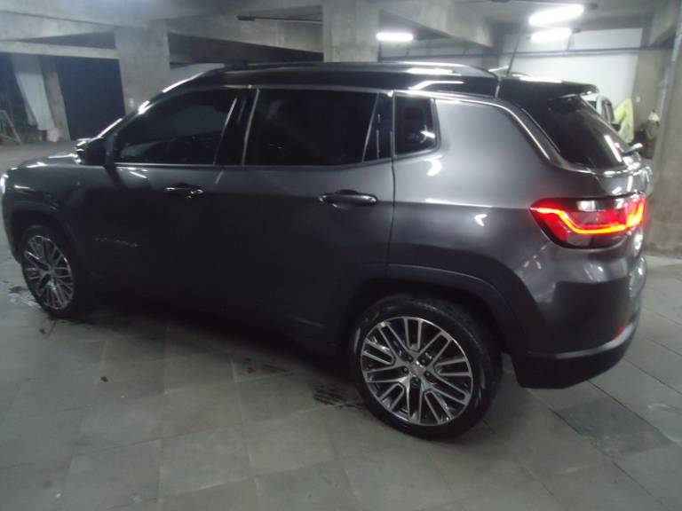 JEEP - COMPASS - 2021/2022 - Cinza - R$ 139.900,00