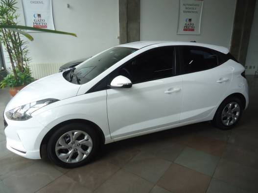 HYUNDAI - HB20 - 2021/2022 - Branca - R$ 62.900,00