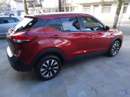 NISSAN - KICKS - 2018/2018 - Vermelha - R$ 76.900,00