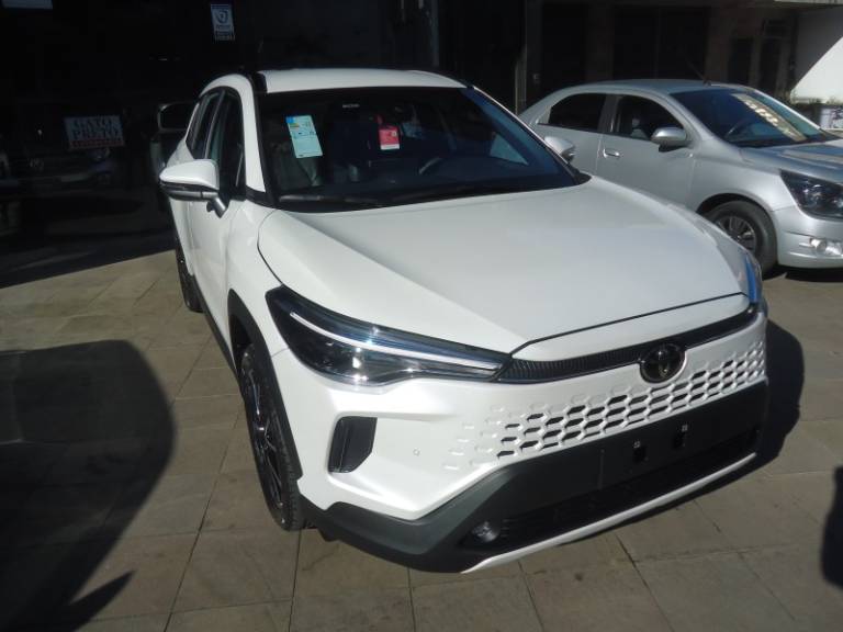 TOYOTA - COROLLA - 2025/2026 - Branca - R$ 189.900,00