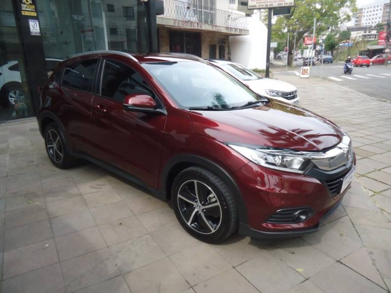 HONDA - HR-V - 2018/2019 - Vermelha - R$ 105.900,00