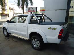 TOYOTA - HILUX - 2014/2015 - Branca - R$ 125.900,00