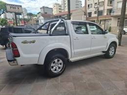 TOYOTA - HILUX - 2014/2015 - Branca - Sob Consulta