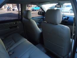 TOYOTA - HILUX SW4 - 2014/2014 - Branca - R$ 145.900,00