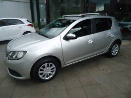 RENAULT - SANDERO - 2015/2015 - Prata - R$ 38.900,00